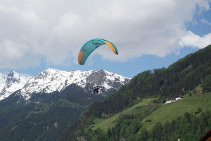Fulpmes: High-Altitude Paragliding Flight - Instructor Details