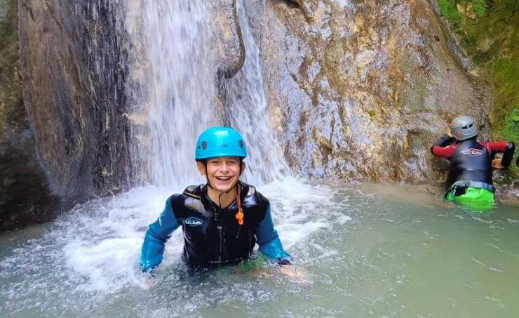 Fun Canyoning Course Suitable for Children - VERCORS - Key Points