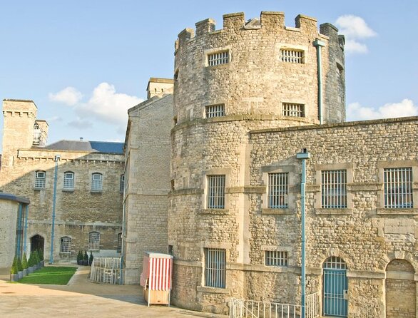 Fun, Flexible Treasure Hunt Around Oxford With Cryptic Clues & Hidden Gems - Overview and Benefits