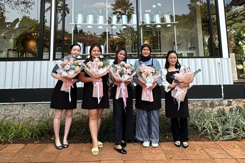 Fun Flower Workshop in Jakarta with Baleton Flowerchef - Is the price good value?