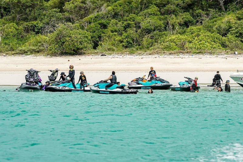 Fun Jet Ski Activities at Jomtien Beach in Pattaya - Speed, Safety, and Comfort