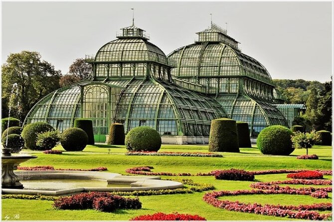 Fun & Mobile Scavenger Hunt Through the Schönbrunn Palace Park - Inclusions