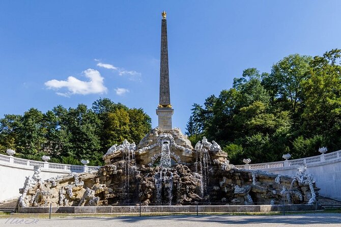 Fun & Mobile Scavenger Hunt Through the Schönbrunn Palace Park - Riddle Rally Activity