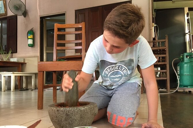 Fun Thai Cooking Class Near Bangkok - Common Questions