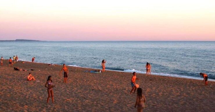 Fun With Family's (Sports or Beach) in Greece - Tailored Beach Tours for Families