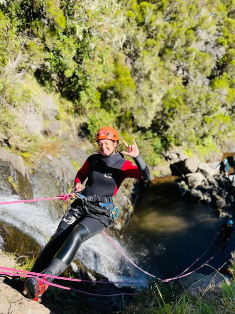 Funchal: Beginners Canyoning Tour in Funchal Ecological Park - Experience Highlights