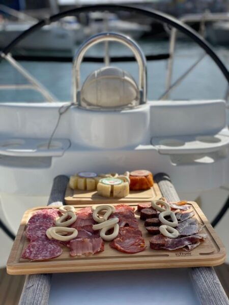 Funchal: Private Sailing Sunrise, Sunset & Moonlight Cruises - Activity Duration and Capacity