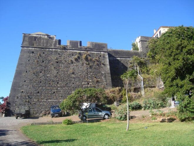 Funchal: Private Tour of Fortaleza Do Pico With Transfers - Restrictions and Important Information