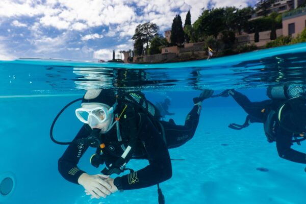 Funchal: Scuba Diving Experience for Beginners - Common Questions