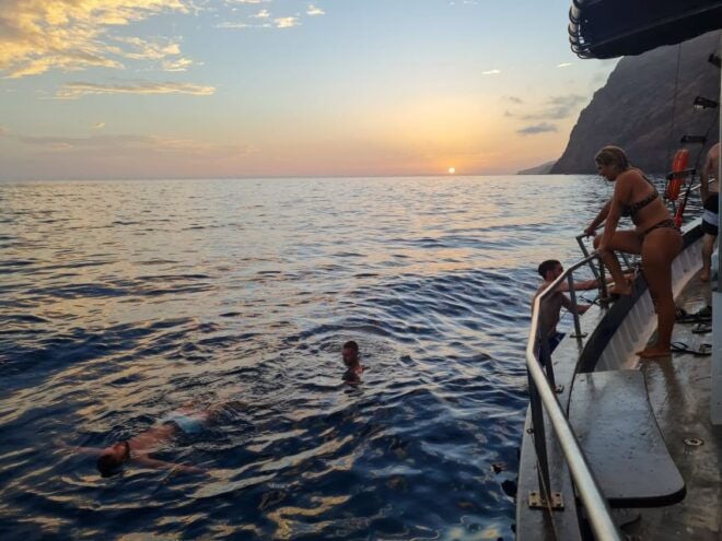 Funchal: Sunset Tour on Traditional Madeiran Boat W/ Drinks - Verified Bookings and Recommendations