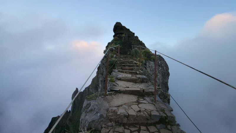 Funchal: Transfer to PR1 Pico do Arieiro & Pico Ruivo Trail - FAQs