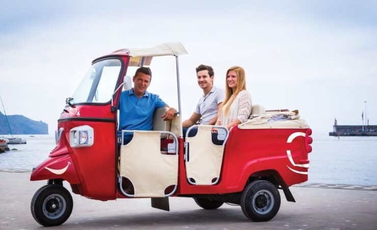 Funchal Viewpoints: 90-Minute Guided Tuk Tuk Tour - Experience Highlights