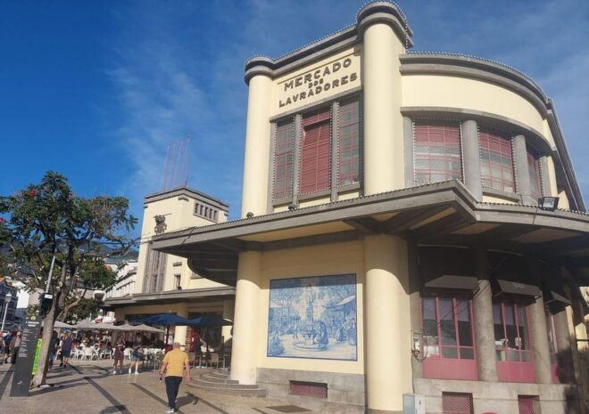 Funchal Walking Audio Tour I: Unveil Gems With a Local - Cultural Insights to Discover