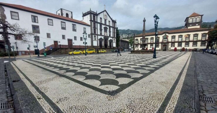 Funchal Walking Audio Tour I: Unveil Gems With a Local - Tour Highlights