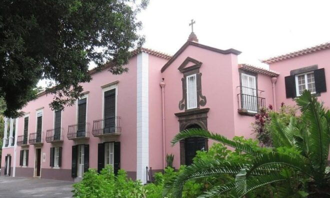 Funchal Walking Audio Tour I: Unveil Gems With a Local - Tour Experience