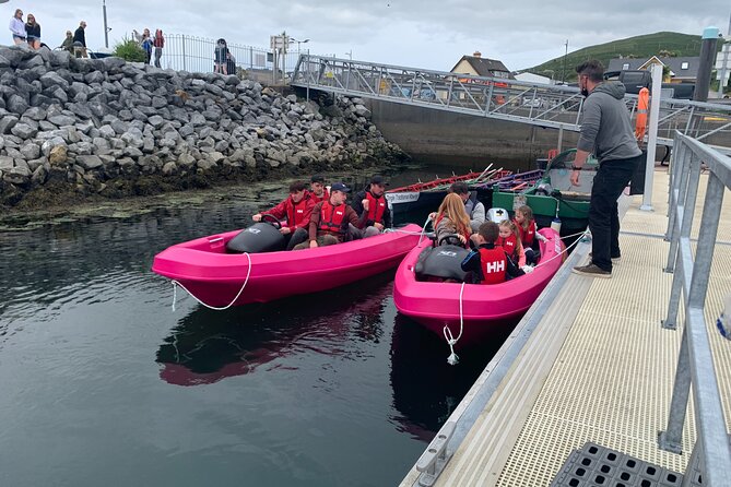 Funky Pink Self Drive Boats - Meeting and Pickup