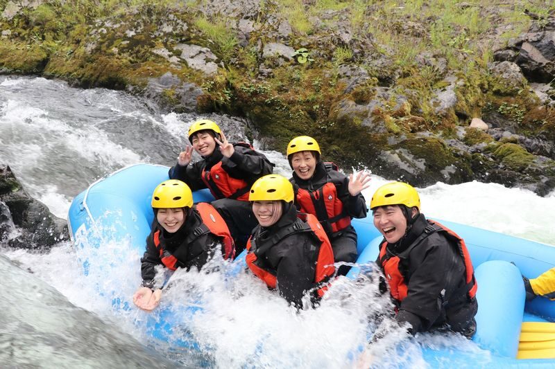 Furano Rafting Tour Same-day reservations OK ~ Free Tour photo data - Rafting the Shisorapuchi River near Minamifurano