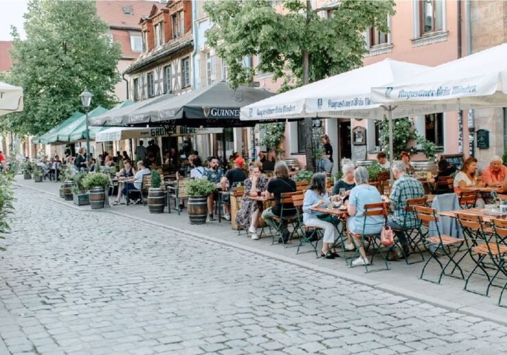 Fürth Scavenger Hunt and Sights Self-Guided Tour - Experience Highlights