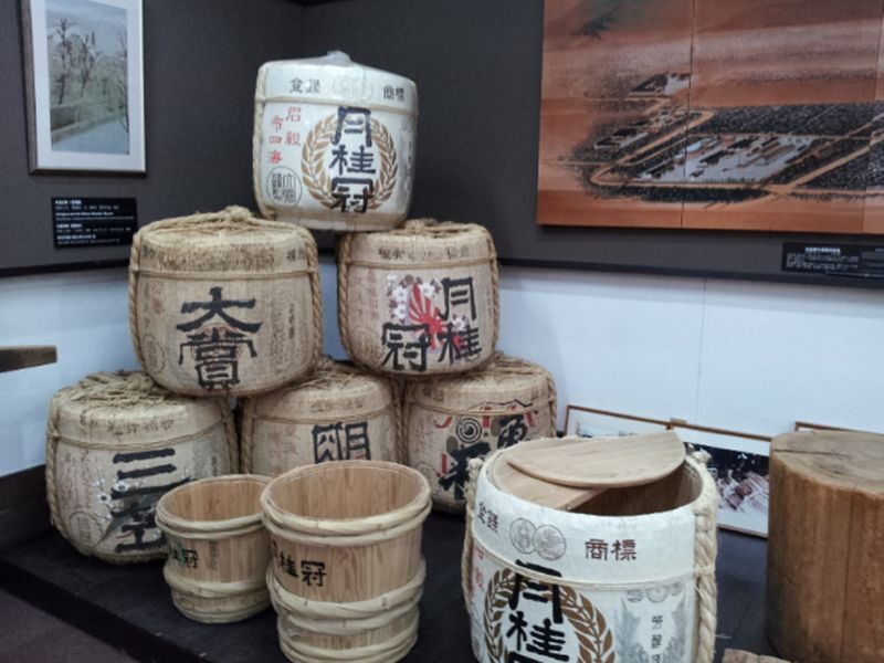 Fushimi Kyoto Tour with Sake Tasting & Canal Boat Ride - The Jikkoku-bune: Fushimi from the canal