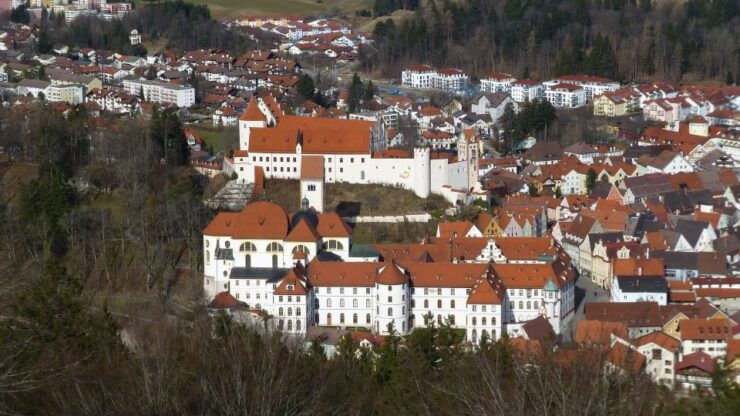 Füssen: Private Guided Walking Tour - Historical Landmarks