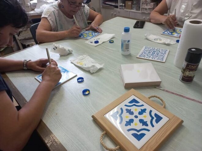 Gaia: Tile Painting Workshop, Port Wine and Pastel De Nata - Whats Included