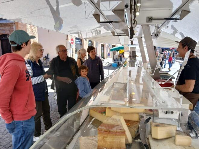 Gaillac: Gourmet Tour With Tastings - Booking Process