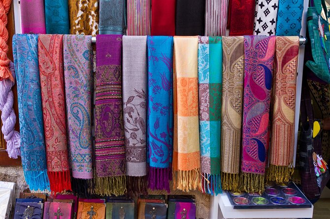Galabeya ,Pashmina Scarf ,T-Shirts ,Bed Sheet ,Cotton Shopping Tour in Khan Helw - Inclusions