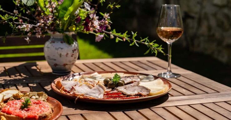 Galatas Village (Herakion): Cretan Cold Cuts Tasting - Good To Know