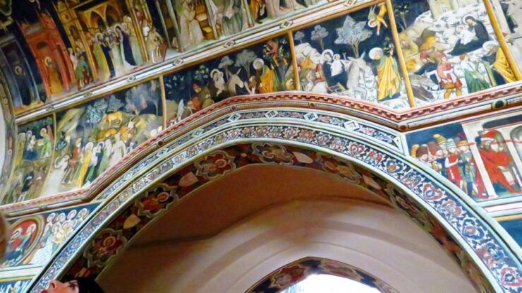 Galatina: Giottesque Frescoes and Walking Tour - Experience Highlights