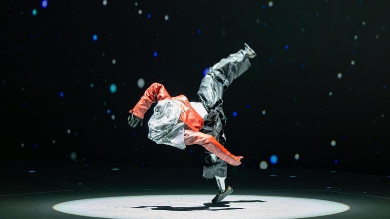 Galaxy Robot Park - The arena show is the main event