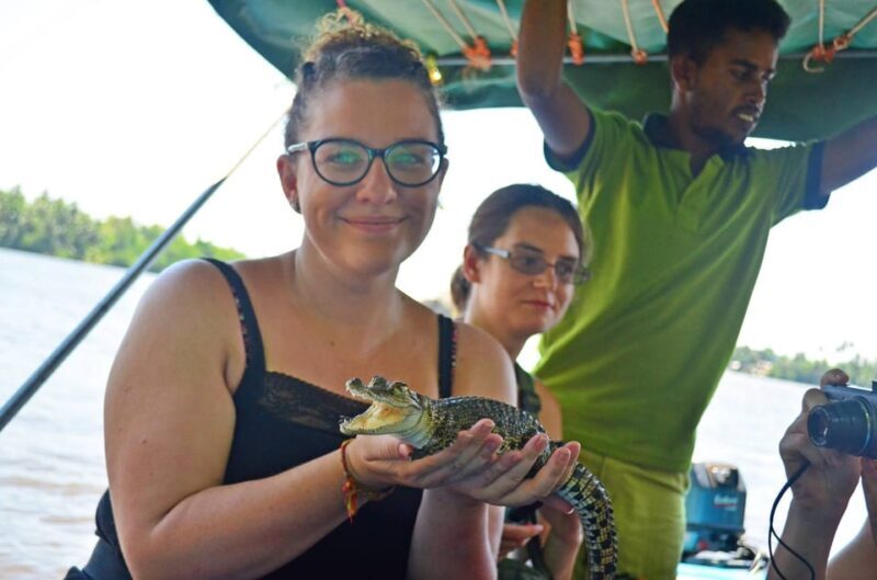 Galle Day Trip - River Safari, Sea Turtle & Stilt Fishermen - FAQs