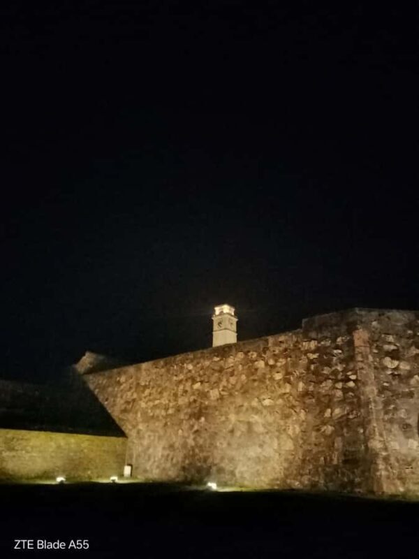 Galle: Fort Nightlife Tour with Arrack Tasting & Snacks - Good To Know