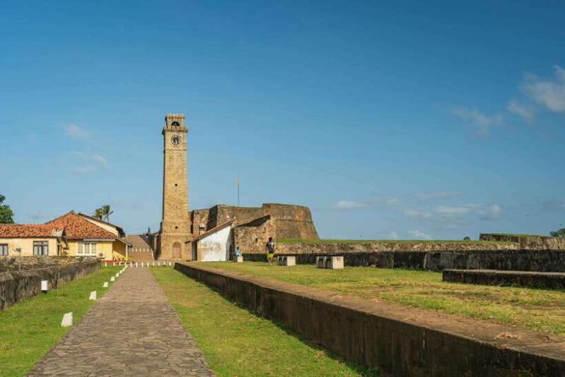 Galle: Fort Walking Tour with Local Guide + Lunch - Exploring Galle Fort: A Walk Through History and Culture