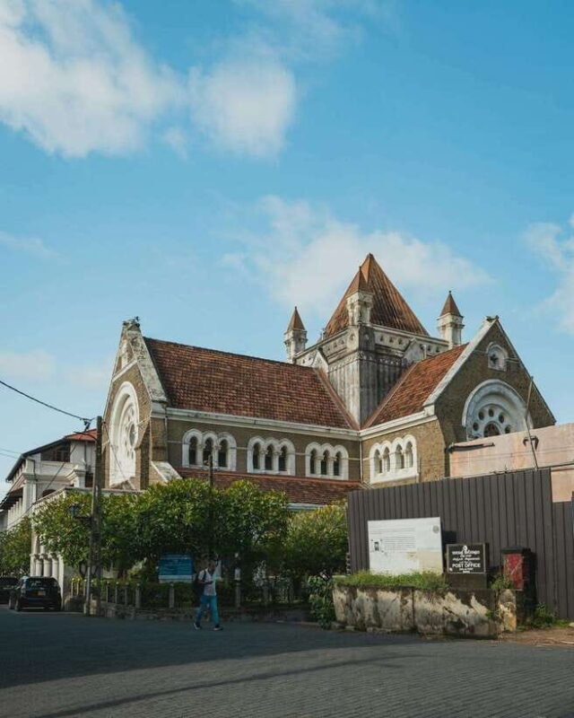 Galle: Fort Walking Tour with Local Guide + Lunch - FAQs