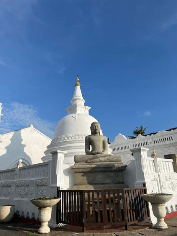 Galle: Galle Fort Walking Tour with Expert Female Guide - Good To Know
