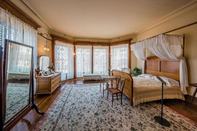 Galveston: Moody Mansion Entry Ticket and Self-Guided Tour - Tour Highlights and Duration