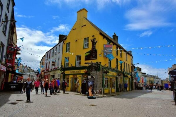 Galway: Best of Galway City & Claddagh Walking Tour - Discovering the Claddagh Village