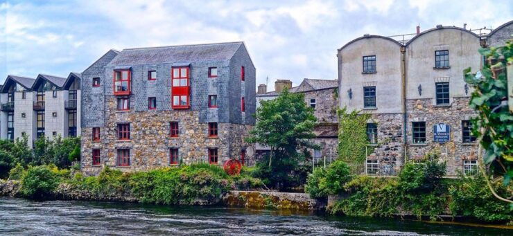 Galway City: Guided 1.5-Hour Walking Tour - Activity Details and Booking Information