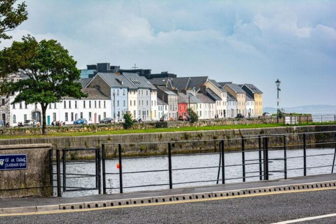 Galway Gourmet Adventure: A Culinary Odyssey - Galway Market: A Hub of Fresh Produce and Crafts