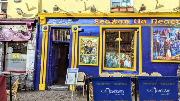 Galway: Old Town Self-Guided Walking Tour - Experience