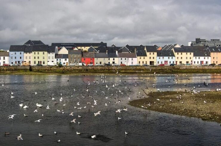 Galway's Historical Gems: A Walk Through Time - Quincentennial Fountain: Eyre Squares History