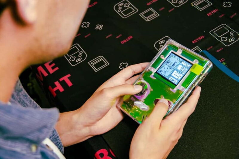 Gameboy Mod Workshop at Akihabara, Tokyo - Who Will Love This Experience?