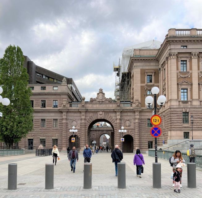 Gamla Stan's Landmarks and Legends: a Self-Guided Audio Tour - Tour Duration and Features