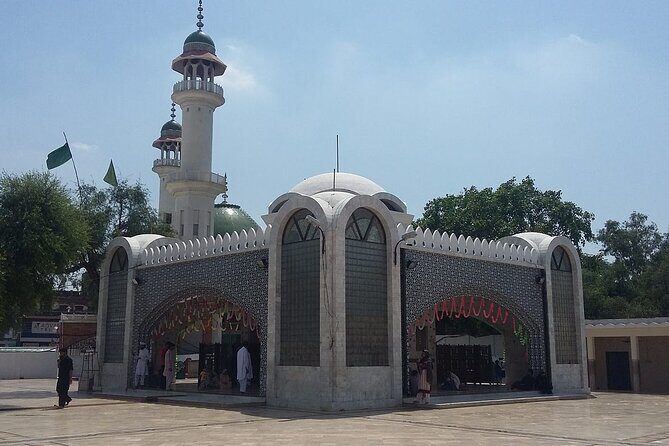 Ganda Singh Border Flag Ceremony 1-day Tour with Dinner - Analyzing the Value: Is It Worth It?