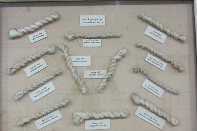 Gandhis Journey in New Delhi - Bottled Water Included: Stay Hydrated