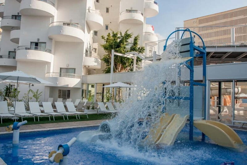 Gandía: Villa Luz Design & Art Hotel Day Pass - Practical Tips for Visiting