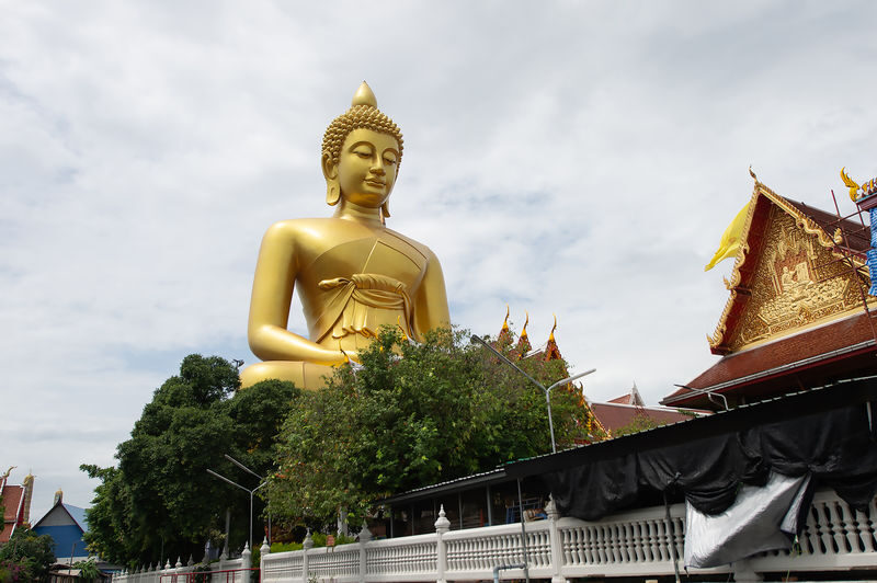 Ganesha Temple Tour: Wat Paknam, Wat Saman (Pink Ganesha) - Four temple stops, one long day from Bangkok