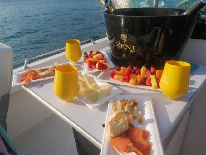 Garda: Half Day Boat Cruise With Fish and Wine Tasting - Customer Reviews