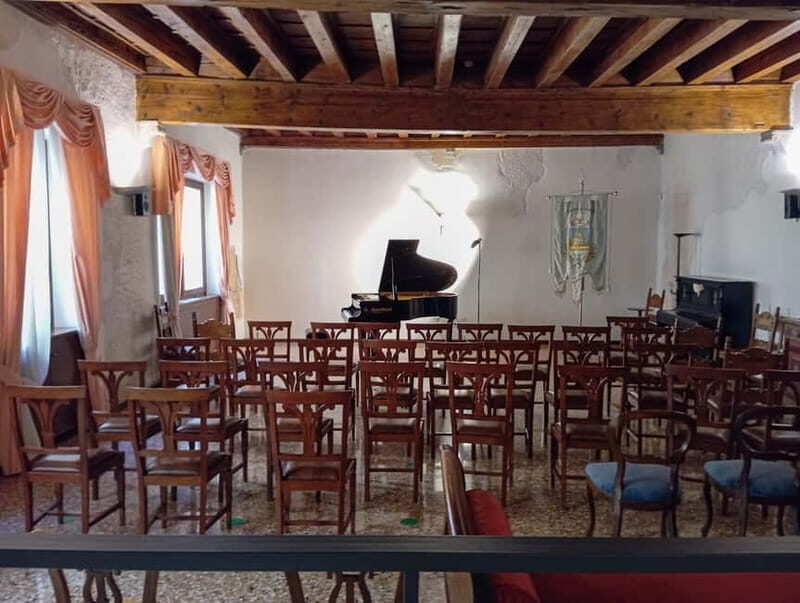 Garda: Lyrical Concert with Piano and Mezzosoprano - Who Will Enjoy This Tour?
