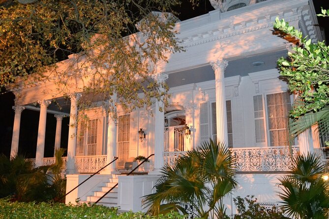 Garden District and Lafayette Cemetery Guided Walking Tour - Directions to the Garden District Book Shop
